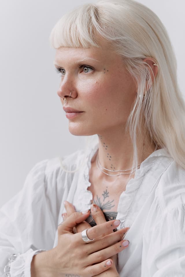 Kate Yaronskaya - Certified Ashtanga yoga teacher with 14+ years of experience